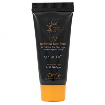 Міні-версія флюїду для захисту обличчя і тіла від сонця Ottie UV Defense Sun Fluid SPF43 / PA ++ 10 мл