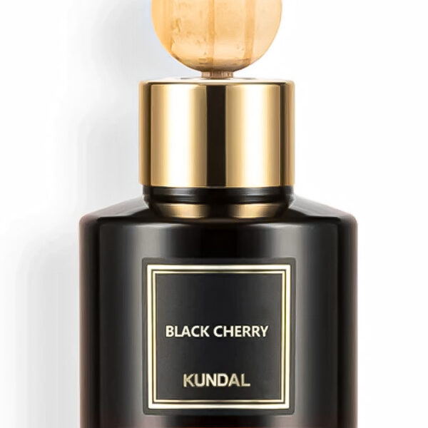 Аромадифузор для машини Чорна Вишня Kundal Perfume Car Diffuser Luminous Edition Black Cherry 75 мл